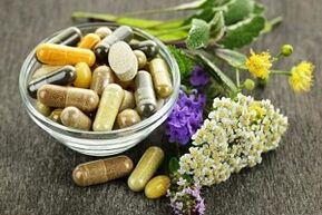 Likas na herbal na paghahanda para sa paggamot ng prostatitis